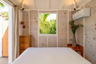 Charming Bungalow in Saint Barthélemy with Shared Pool. - 1