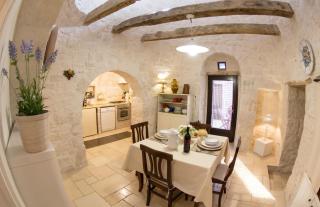 Spacious villa with pool in Bari 100 m² - Lush garden - 9