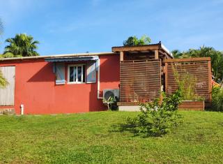 Maison charmante à Petit-Bourg - 50 m² avec vue sur jardin - 9