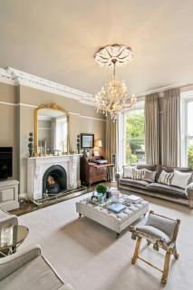 Beautifully Furnished Apartment with Modern Interiors - 2
