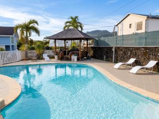 Appartement charmant à Saint-Joseph, 50 m², vue sur mer, piscine - 0