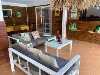 Bas de villa charmante à Sainte-Luce avec piscine privée - 9