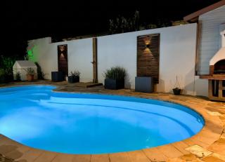 Villa spacieuse avec piscine à Saint-Pierre - 1