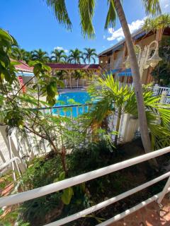 Appartement lumineux à Pointe-Noire 36 m² avec piscine partagée - 3