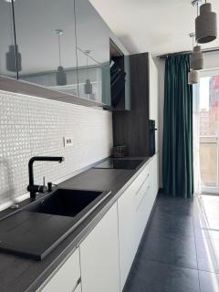 Iris - Modern Luxury Apartment with Elegant Design - 1