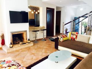 Elegant villa in Dar Bouazza with year-round private pool - 5