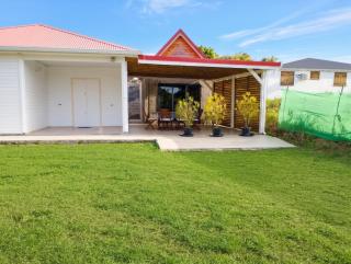 Maison charmante à Anse-Bertrand avec jardin - 8