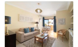 Charming Apartment in Vilamoura with Shared Pool - 70 m² - 4