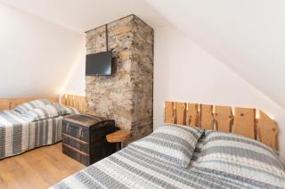Maison de charme à Guchan avec vue sur la montagne et jacuzzi - 1
