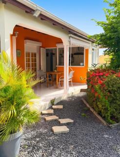 Maison avec terrasse à Saint-François - 50 m² avec spa - 3