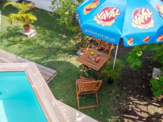 Maison chaleureuse à Le Moule avec piscine partagée - 0