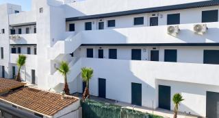 Comfortable apartment in Orihuela, 56 sq. m with shared pool. - 3