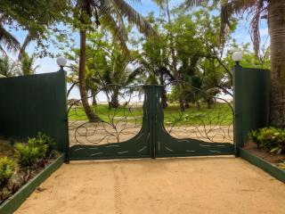 Charming house with sea view in Foulpointe + Enclosed garden. - 5