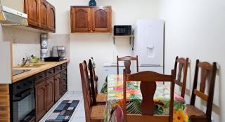 Appartement confortable à Le Lamentin, 70 m², jardin - 8