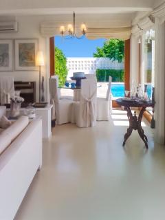 Elegant villa with sea view in Nerantza, private pool - 4