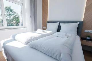 Elegante Alpine Ferienwohnung in Gstaad mit Bergblick und Ruhiger Lage - 2