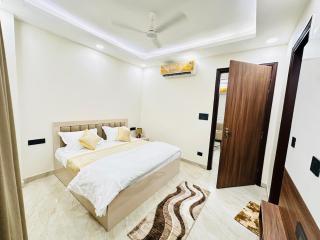 Mivaann villa near to ardee mall - 3