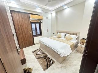 Mivaann villa near to ardee mall - 2