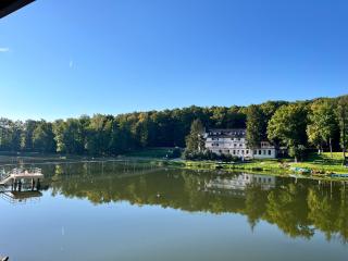 Hotel Carina - noclegi z dostępem do restauracji i strefy SPA w hotelu Gorzelanny, odległość 100m - 1