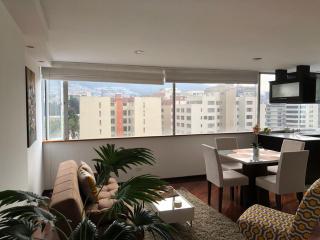 6 de Diciembre y Orellana, Lindo departamento 2 Habitaciones - 0