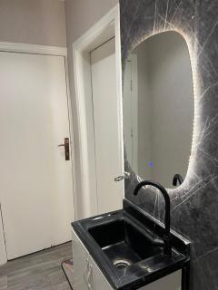 ستديو سويت - 1