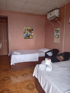 Ofiuras Hostal - 9