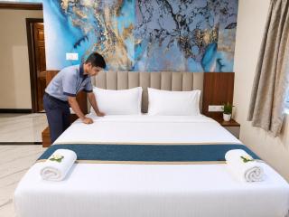 Hotel Vasundhara Inn - 7