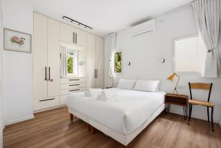 Spacious Quiet 2BR & Parking City Center by FeelHome - 9
