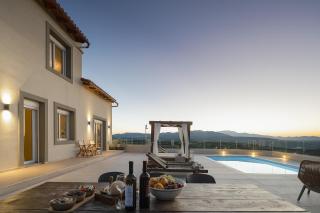 Aurora Heraklion Seasons Villa- Sea Pool Fireplace - 0