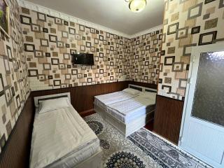 Azizxon Hotel - 1
