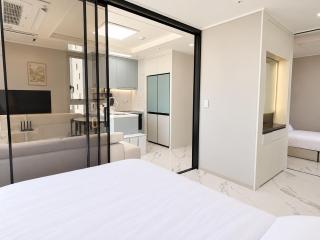 Hoehyeon Maple Residence 38 - 6