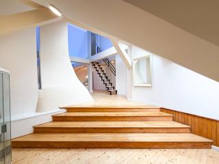 Spacious Loft on Main Street - 2