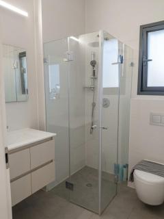 New Luxury 3BR 2BA Near Sacher Park Jerusalem - 1