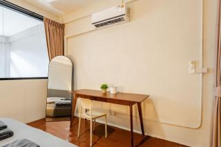 150 sqm Private Townhome l 5-Min Walk to BTS - 9