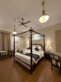 Signature Stays Premium At Udaipur - 8