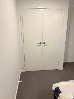 Spacious Bedroom - 7