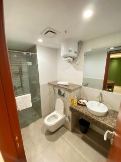 Luxury Studio Apartment in DHA Phase 4Premium Stay - 3