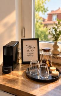 ULA LA - Stylish Boutique Apartment & Free Private Parking - 3