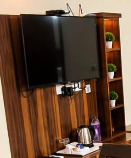 Hotel KVR Residency NEAR SRICITY SEZ TADA - 8