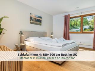 Chalet Reit im Winkl - Privater Whirlpool und Sauna, Loipe in 50 m, Wanderwege ab der Haustür, Kamin, für Familien und Gruppen bis 10 Gäste, Hunde kostenfrei, Chiemgau - 2
