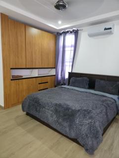 1965 Residence - 3