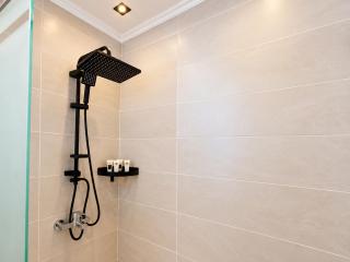 Three Pyramids Boutique Hotel - 2