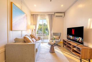 Bridgeport Samal Private Residential Apartment l Pool l Gym l Clubhouse l Spa l Wifi l Near Samal Ferry & Beach Resorts l Managed by Bleuspace - 8