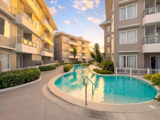 Bridgeport Samal Private Residential Apartment l Pool l Gym l Clubhouse l Spa l Wifi l Near Samal Ferry & Beach Resorts l Managed by Bleuspace - 0