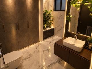 Ultra Luxurious Suite Room in a Villa, near DHA Raya Golf & Country Club - 4