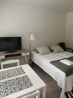 Peaceful and tidy studio apartment close to services - 6
