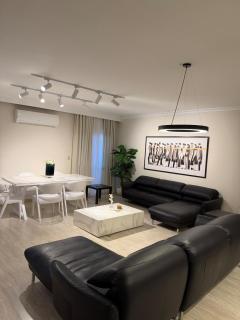 Luxury Stay in Rehab City - 7