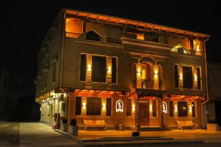 Saffron Boutique - 9