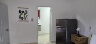 Room for 2 with large pool and close to La Playita - 5