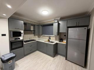 Luxury Stay in Rehab City - 5